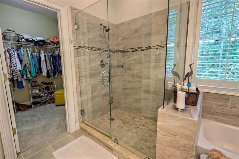 Image for property 10 Quiet Place Lane, Clayton, GA 30525