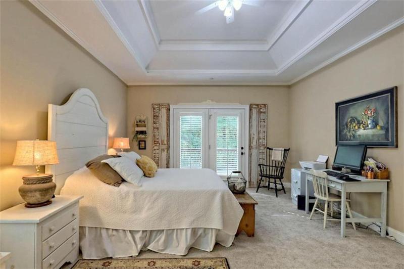 Image for property 10 Quiet Place Lane, Clayton, GA 30525