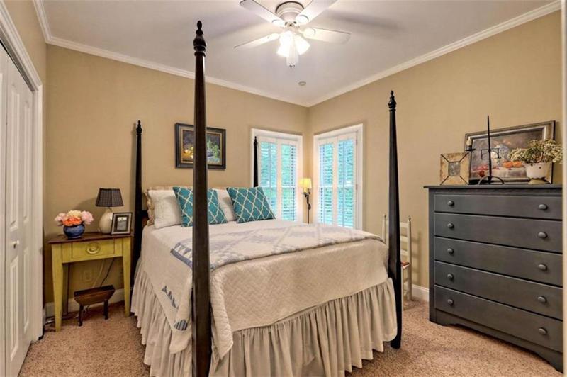 Image for property 10 Quiet Place Lane, Clayton, GA 30525