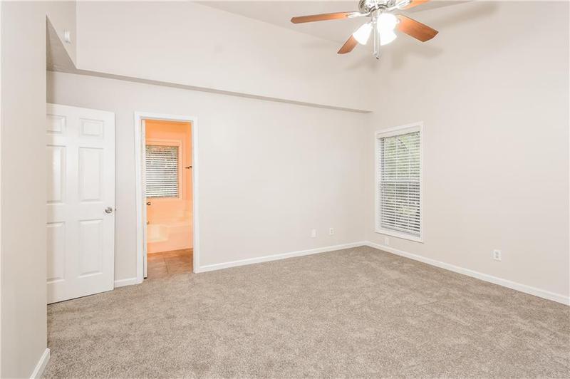 Image for property 949 Heartwood Circle, Lawrenceville, GA 30043