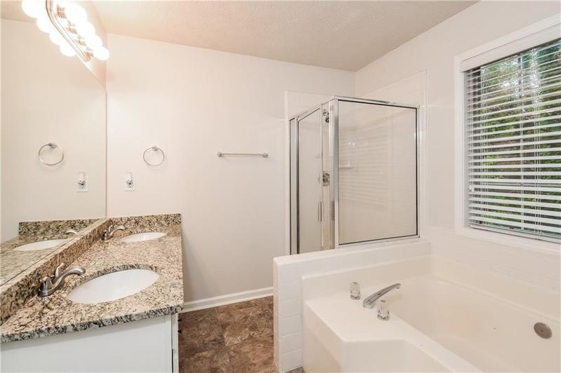 Image for property 949 Heartwood Circle, Lawrenceville, GA 30043