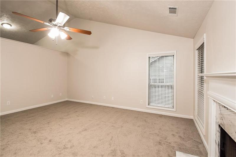 Image for property 949 Heartwood Circle, Lawrenceville, GA 30043