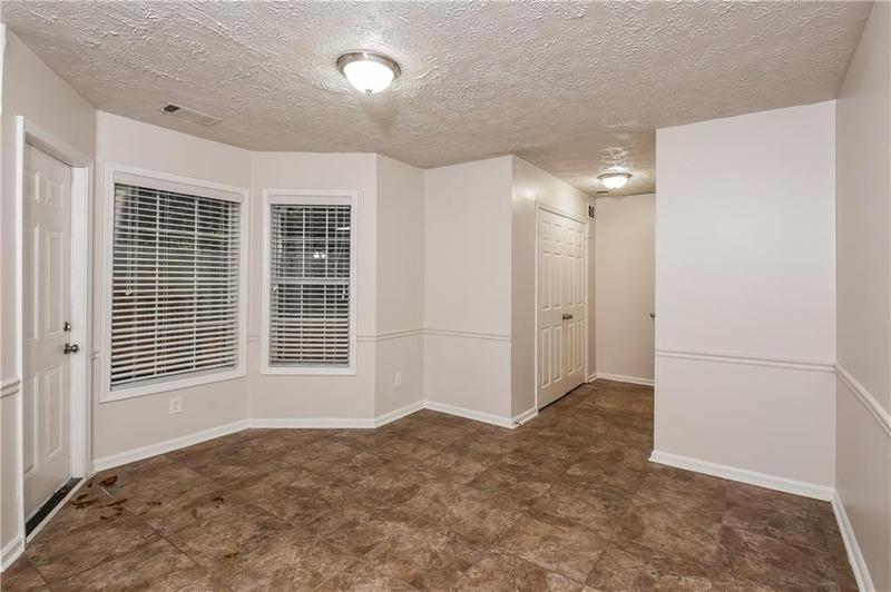 Image for property 949 Heartwood Circle, Lawrenceville, GA 30043
