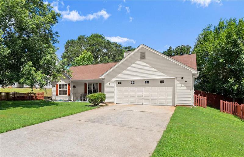 Image for property 7030 Kingston Lane, Mcdonough, GA 30253