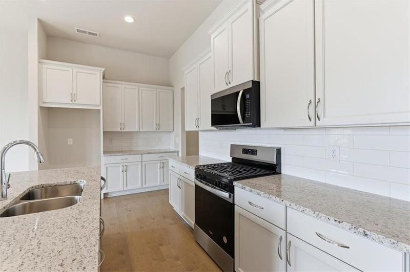 Image for property 274 Lakeside Place, Canton, GA 30114