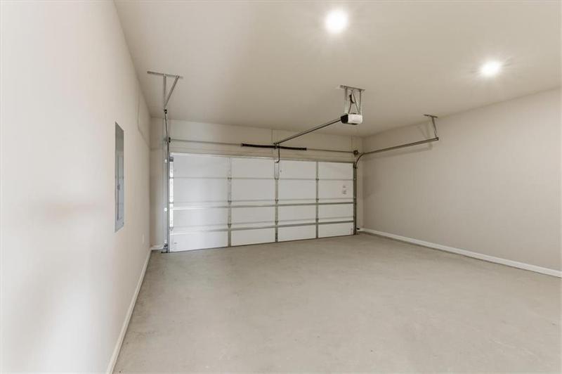 Image for property 274 Lakeside Place, Canton, GA 30114