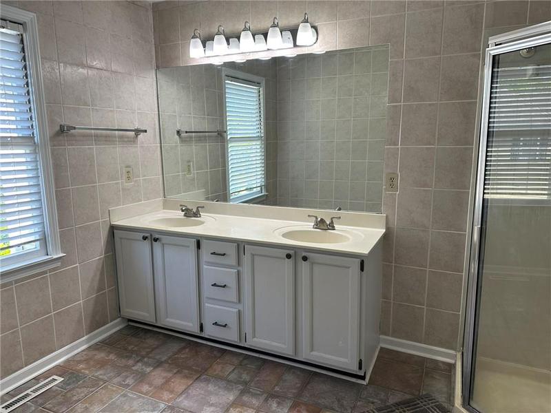 Image for property 5002 Avalon Drive, Alpharetta, GA 30005