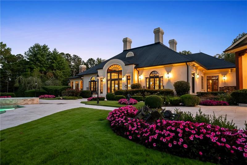 Image for property 811 Hawks Nest Court, Ball Ground, GA 30107