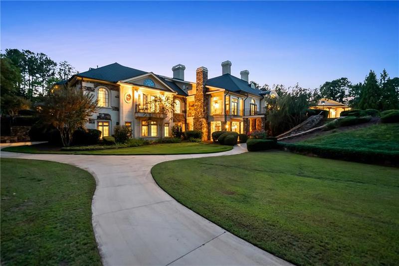 Image for property 811 Hawks Nest Court, Ball Ground, GA 30107