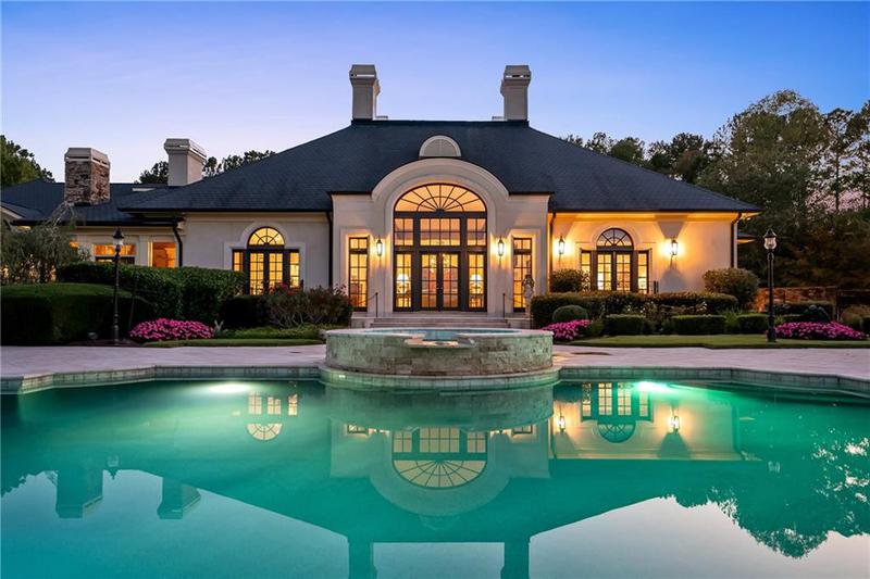 Image for property 811 Hawks Nest Court, Ball Ground, GA 30107