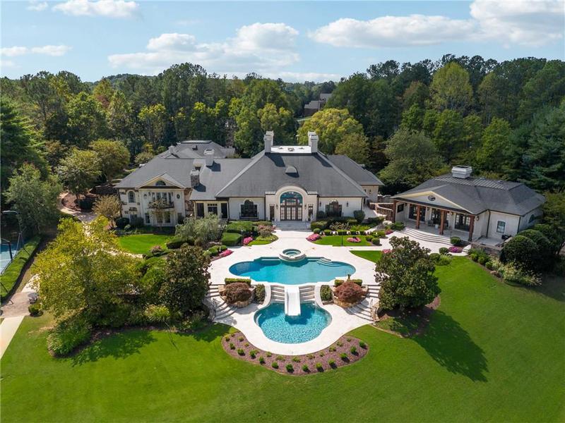 Image for property 811 Hawks Nest Court, Ball Ground, GA 30107