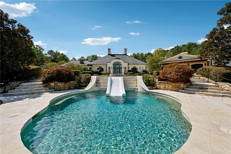 Image for property 811 Hawks Nest Court, Ball Ground, GA 30107