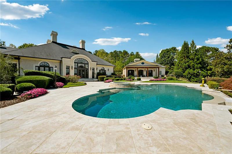 Image for property 811 Hawks Nest Court, Ball Ground, GA 30107
