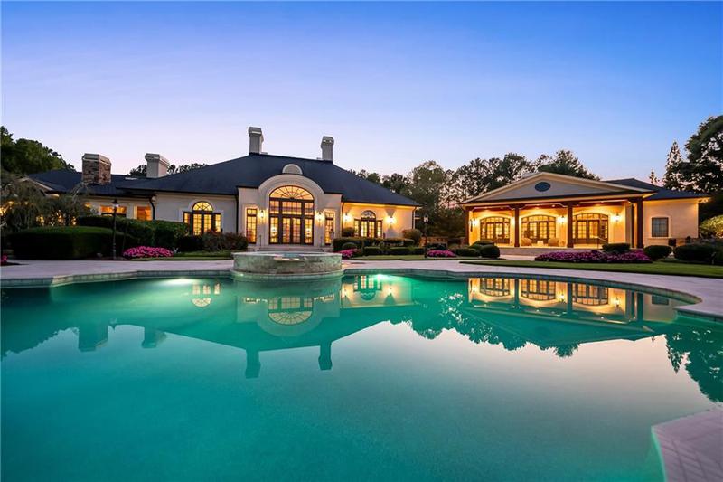 Image for property 811 Hawks Nest Court, Ball Ground, GA 30107