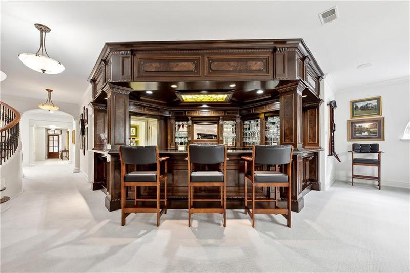 Image for property 811 Hawks Nest Court, Ball Ground, GA 30107