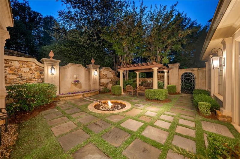 Image for property 811 Hawks Nest Court, Ball Ground, GA 30107