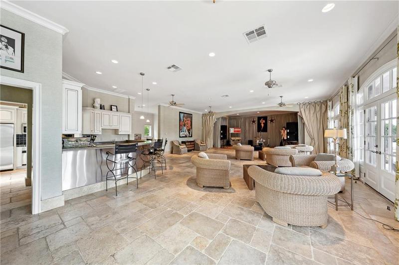 Image for property 811 Hawks Nest Court, Ball Ground, GA 30107