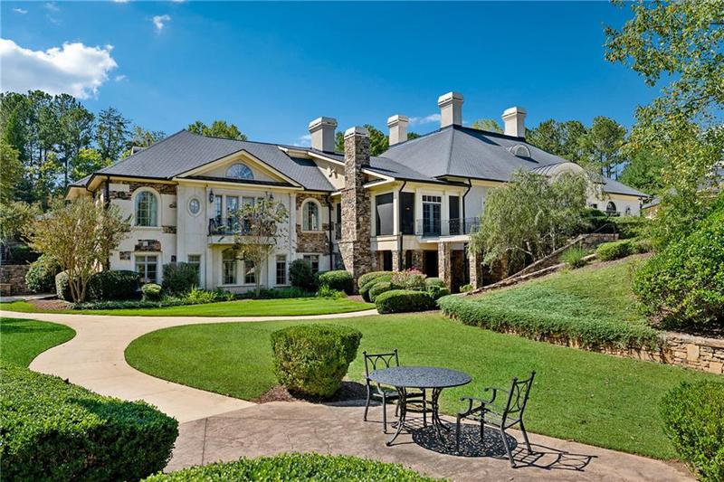 Image for property 811 Hawks Nest Court, Ball Ground, GA 30107