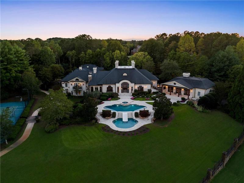Image for property 811 Hawks Nest Court, Ball Ground, GA 30107