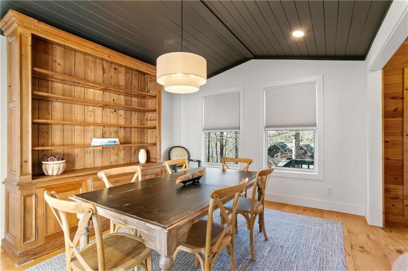Image for property 295 VISTA CHALET Drive, Ellijay, GA 30540