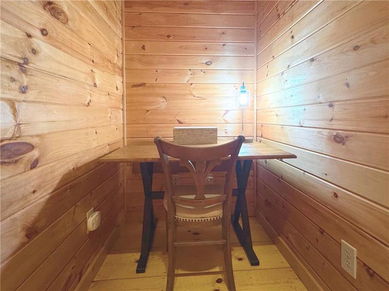 Image for property 295 VISTA CHALET Drive, Ellijay, GA 30540