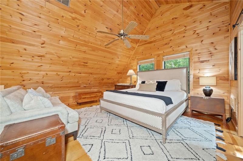 Image for property 295 VISTA CHALET Drive, Ellijay, GA 30540