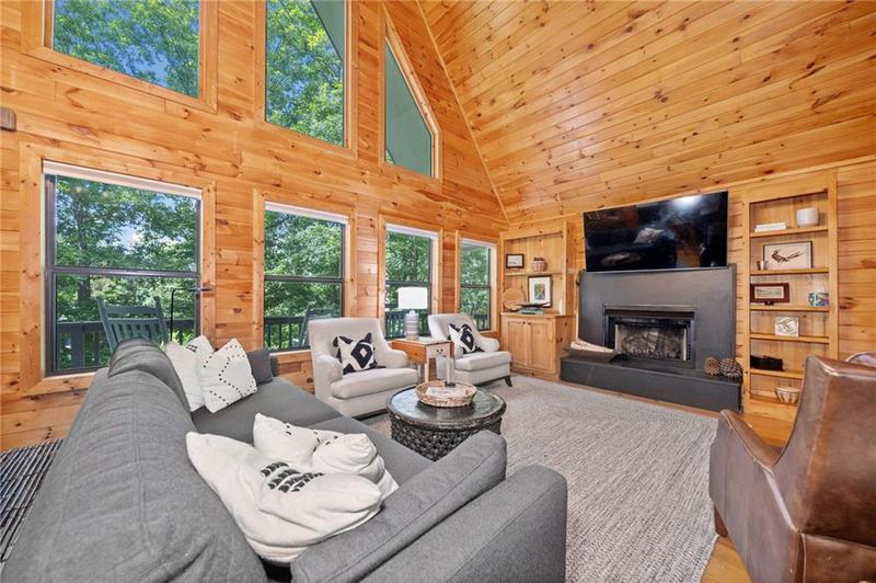 Image for property 295 VISTA CHALET Drive, Ellijay, GA 30540
