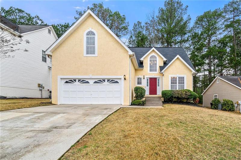 Image for property 11853 Harbour Town Parkway, Fayetteville, GA 30215
