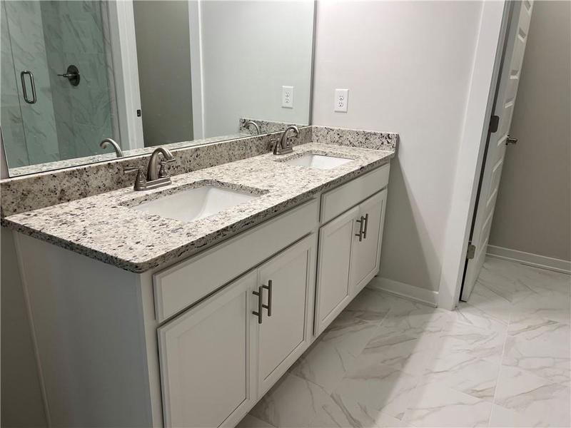 Image for property 2558 Harbor Ridge Pass 338, Gainesville, GA 30507