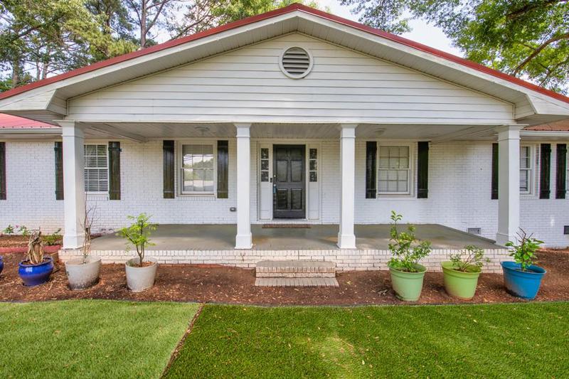 Image for property 58 Hospital Road, Commerce, GA 30529