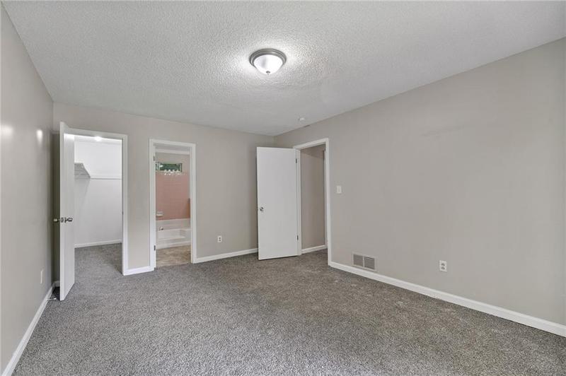 Image for property 130 Redbud Court, Senoia, GA 30276