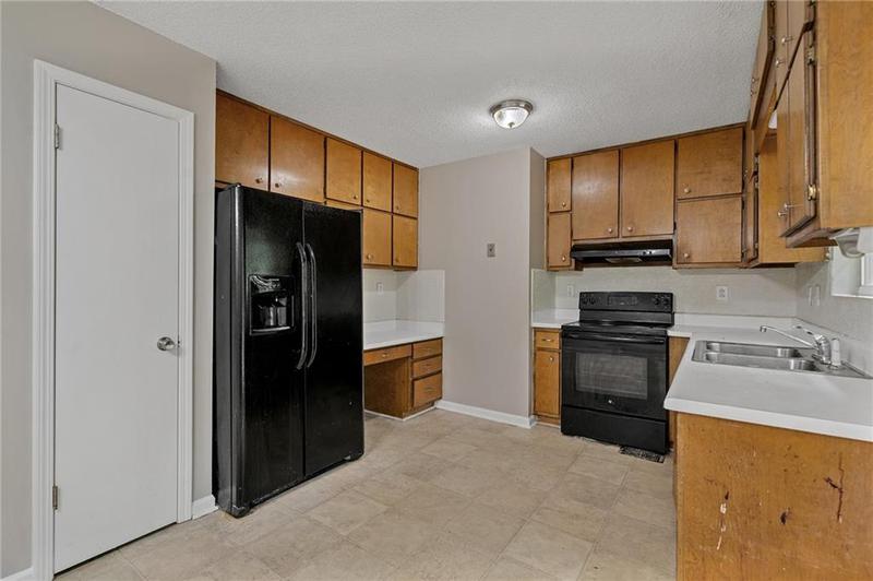 Image for property 130 Redbud Court, Senoia, GA 30276