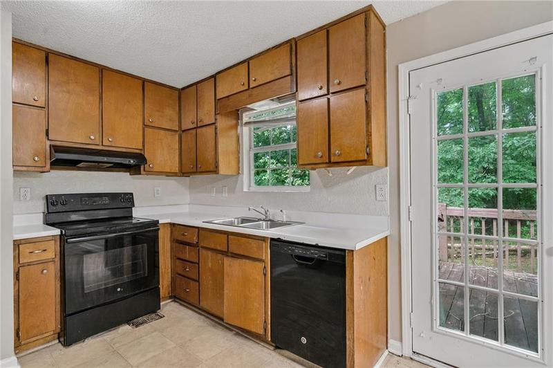 Image for property 130 Redbud Court, Senoia, GA 30276