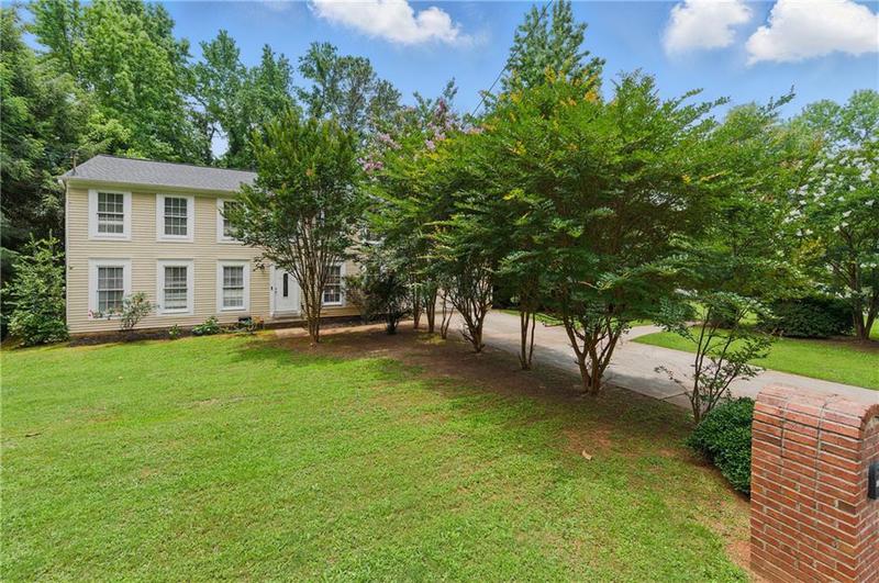 Image for property 4773 Aberdeen Lane, Stone Mountain, GA 30083