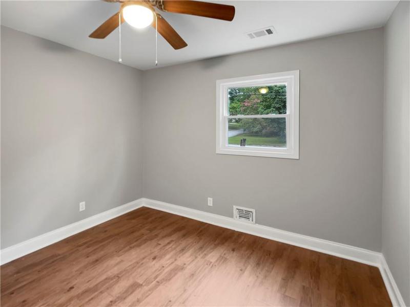Image for property 5720 Deerfield Trail, Atlanta, GA 30349