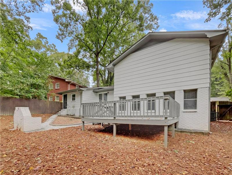 Image for property 5720 Deerfield Trail, Atlanta, GA 30349