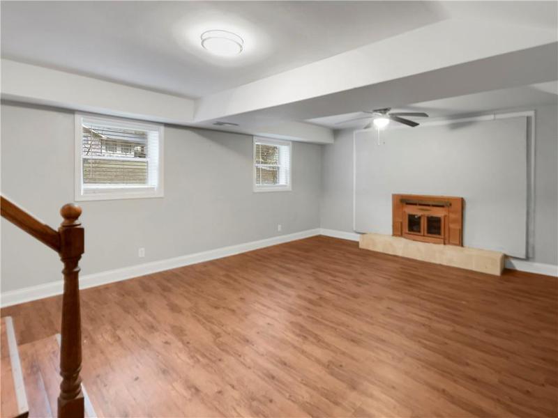 Image for property 5720 Deerfield Trail, Atlanta, GA 30349