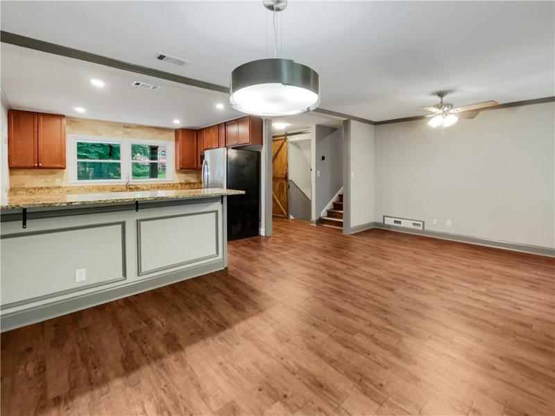 Image for property 5720 Deerfield Trail, Atlanta, GA 30349