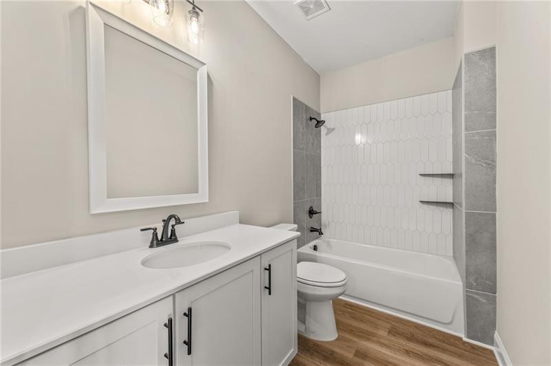 Image for property 945 Willingham Drive 3, Hapeville, GA 30354