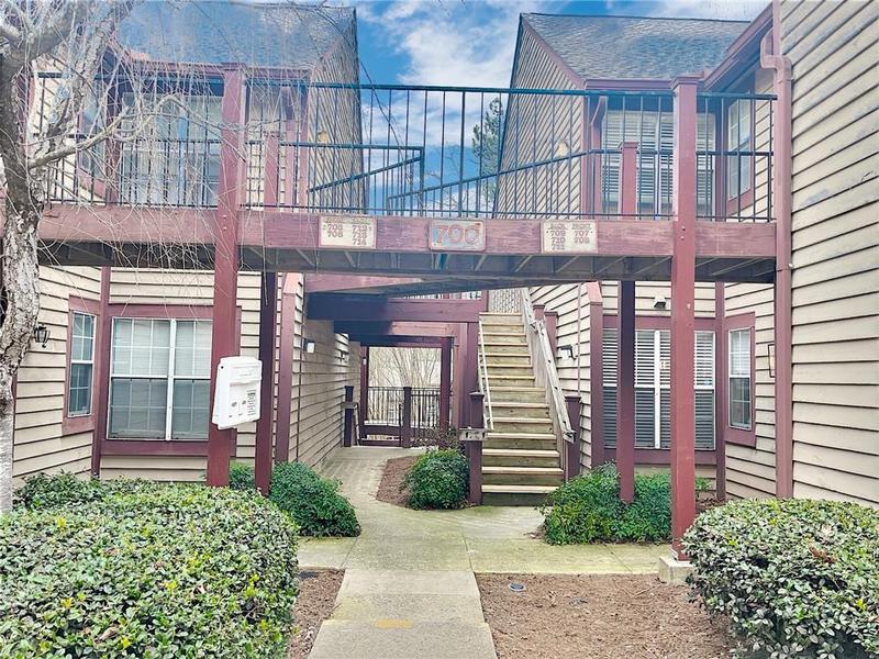 Image for property 713 Cypress Pointe Street, Alpharetta, GA 30022