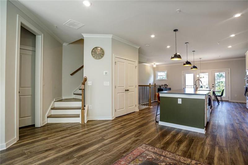 Image for property 517 Whitlox Road, Atlanta, GA 30318