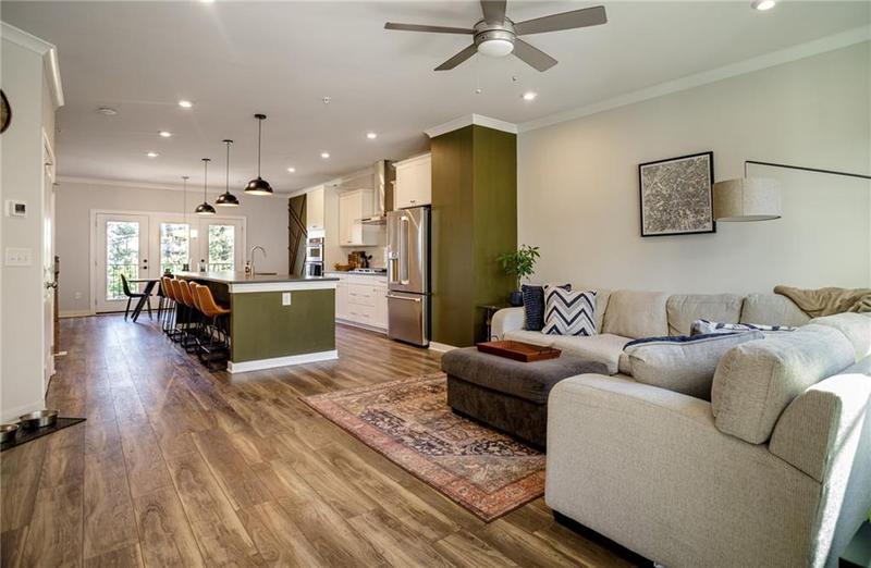 Image for property 517 Whitlox Road, Atlanta, GA 30318