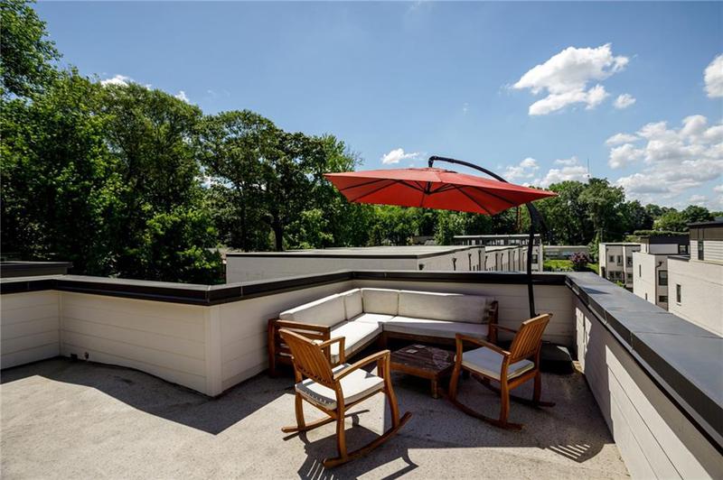 Image for property 517 Whitlox Road, Atlanta, GA 30318