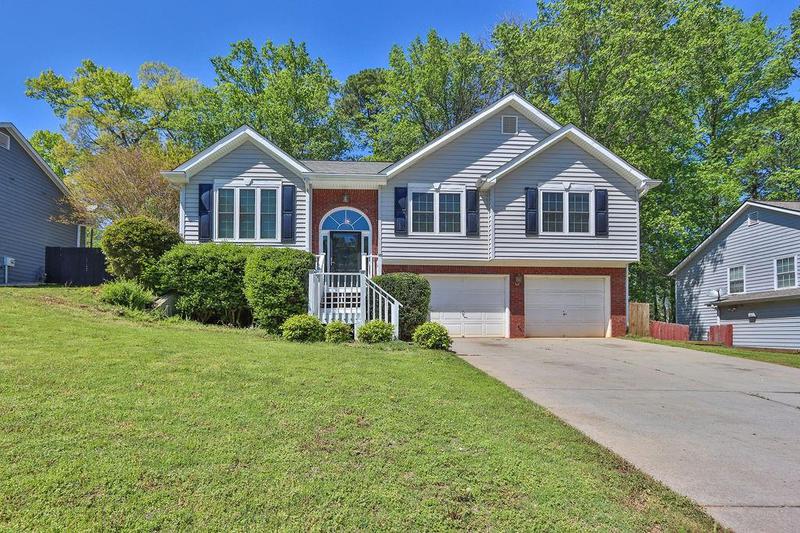 Image for property 2865 Maple Vista Lane, Lawrenceville, GA 30044