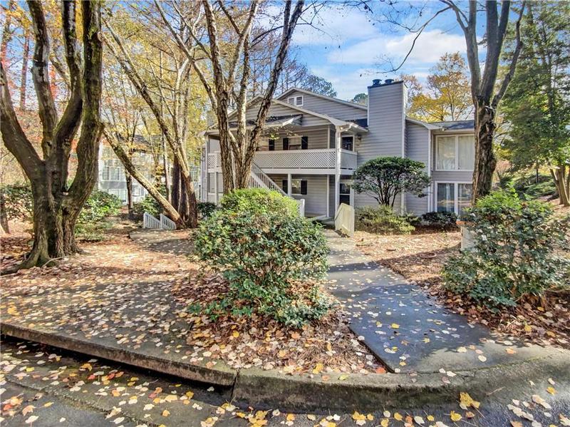 Image for property 504 Vicksburg Place, Atlanta, GA 30350