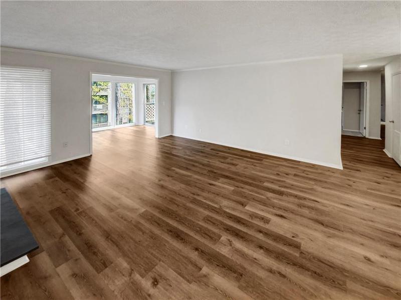 Image for property 504 Vicksburg Place, Atlanta, GA 30350