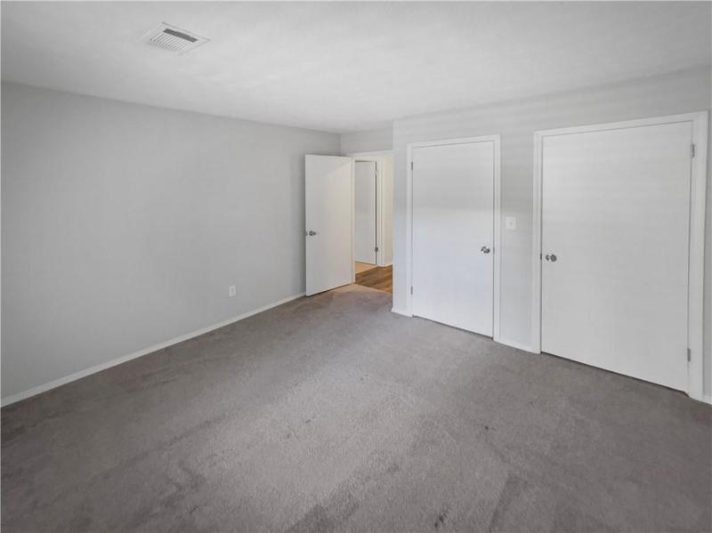 Image for property 504 Vicksburg Place, Atlanta, GA 30350