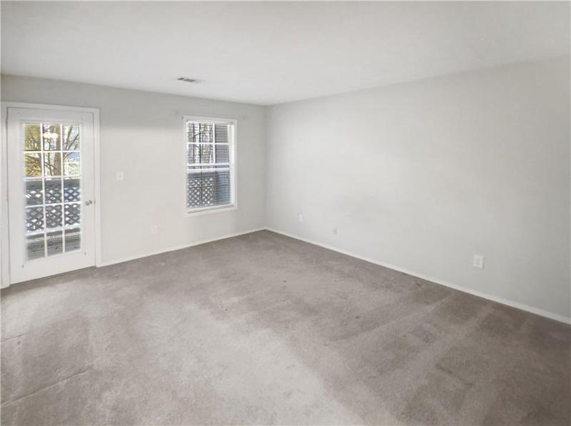 Image for property 504 Vicksburg Place, Atlanta, GA 30350