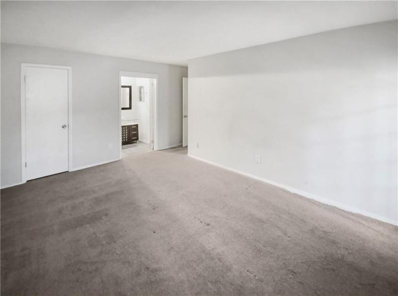 Image for property 504 Vicksburg Place, Atlanta, GA 30350