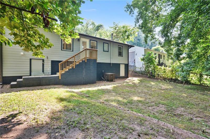 Image for property 163 Glenrose Circle, Atlanta, GA 30354